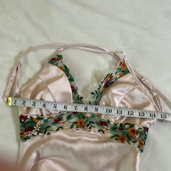 PRINCESS POLLY  SADELLE MAXI DRESS CHAMPAGNE DRESS Size 0 - Picture 9 of 16